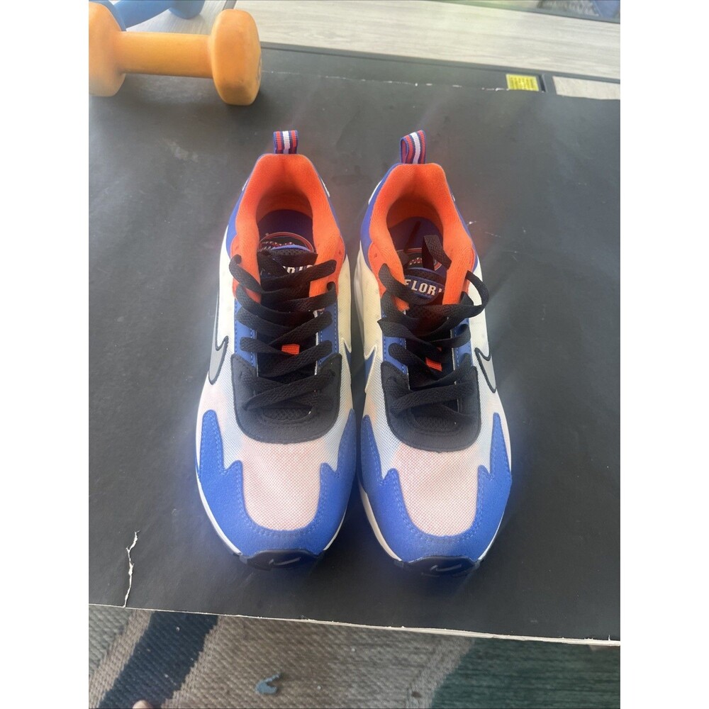 Size 7 - Nike Air Max Solo NCAA Pack - Florida